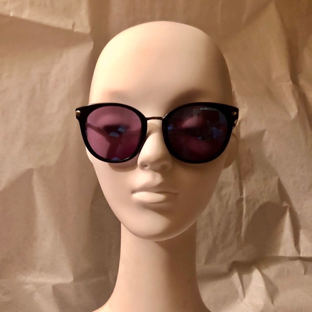 Guess Sunglasses 🕶